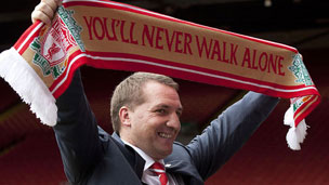 由亚马逊主 由亚马逊主